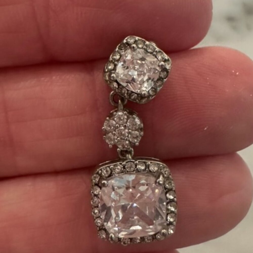 Crystal drop earrings with silver
